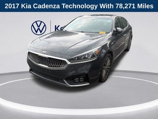 2017 Kia Cadenza Technology