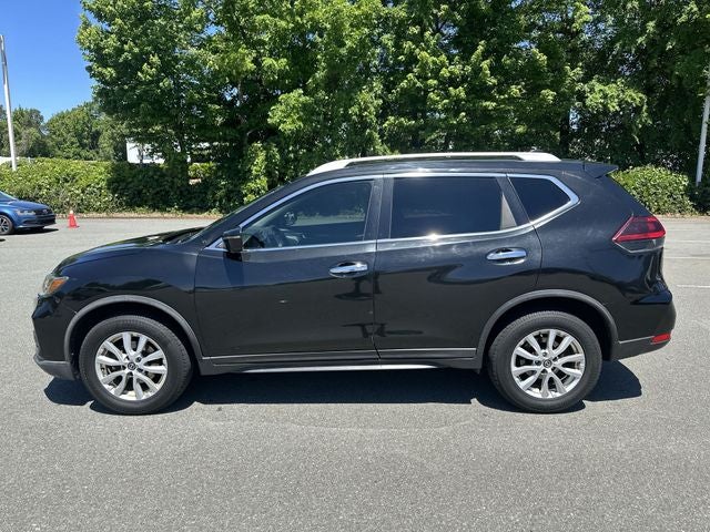 Used 2018 Nissan Rogue SV with VIN KNMAT2MV2JP514308 for sale in Huntersville, NC