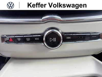 2019 Volvo XC60 T5 Momentum