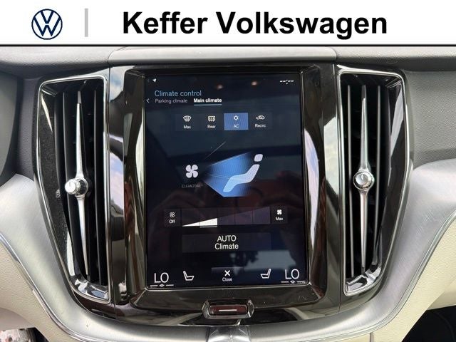 2019 Volvo XC60 T5 Momentum