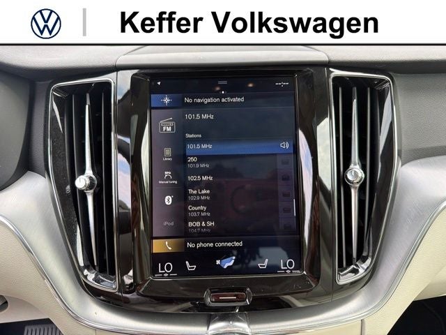 2019 Volvo XC60 T5 Momentum