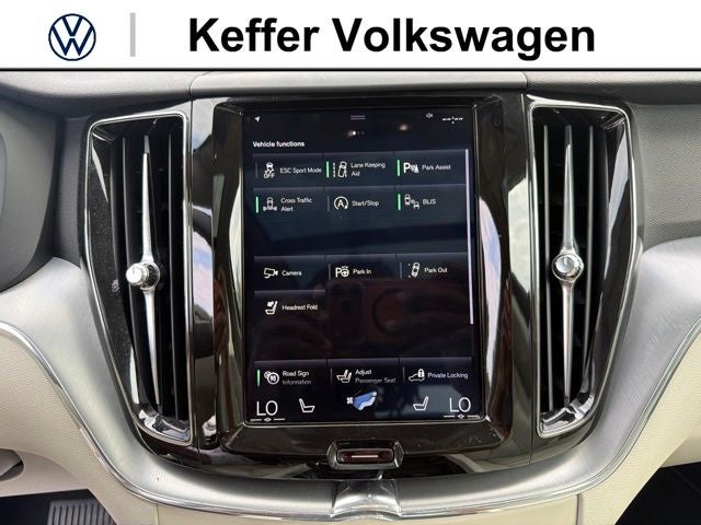 2019 Volvo XC60 T5 Momentum