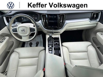 2019 Volvo XC60 T5 Momentum