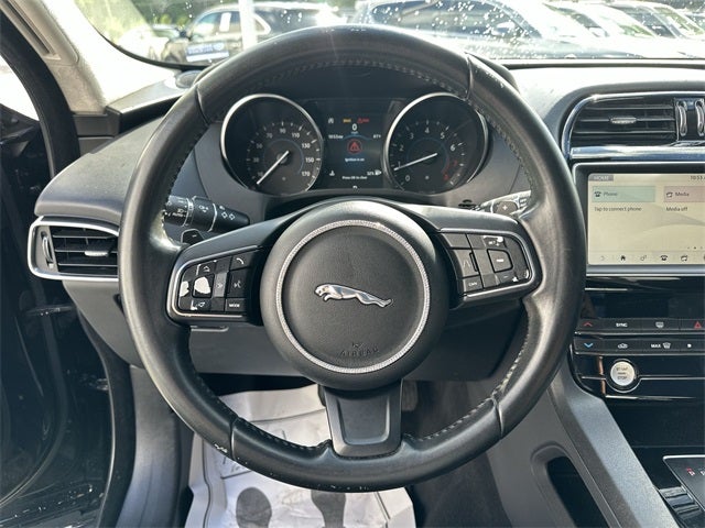 2020 Jaguar F-PACE 25t