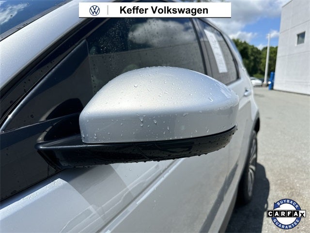 2023 Land Rover Discovery Sport SE