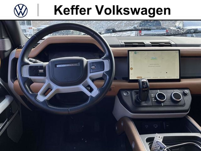 2023 Land Rover Defender 130 X-Dynamic SE