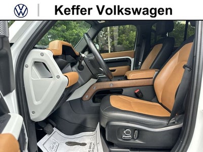 2023 Land Rover Defender 130 X-Dynamic SE
