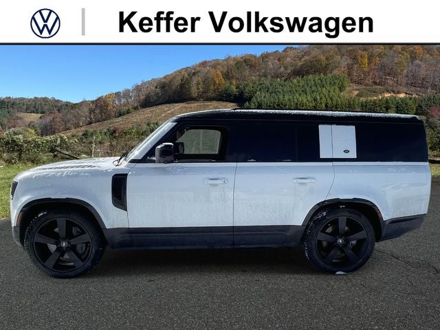 2023 Land Rover Defender 130 X-Dynamic SE