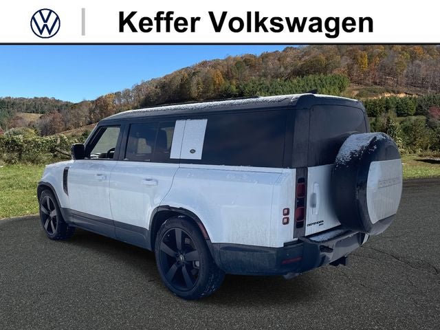 2023 Land Rover Defender 130 X-Dynamic SE