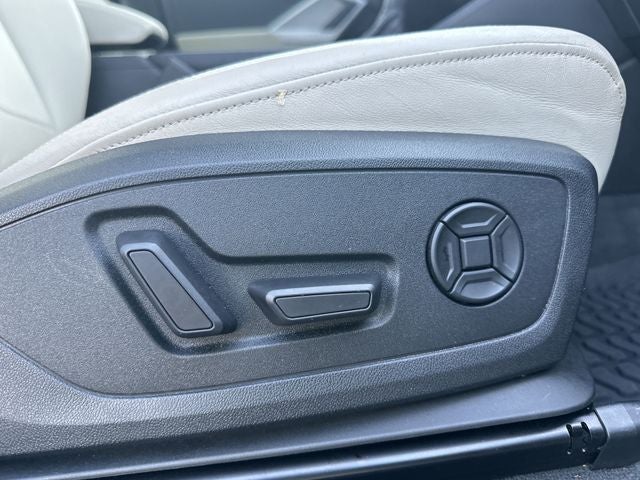 2020 Audi Q3 Premium Plus quattro