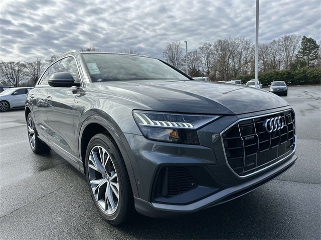 2021 Audi Q8 55 Premium Plus quattro