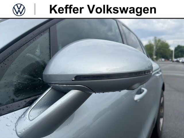 2022 Porsche Macan S