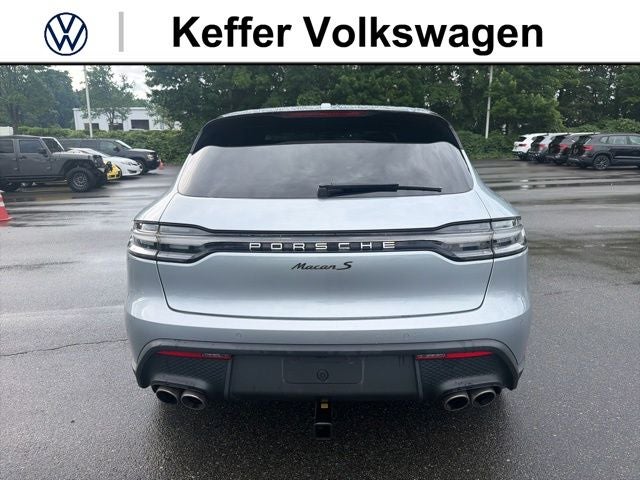 2022 Porsche Macan S