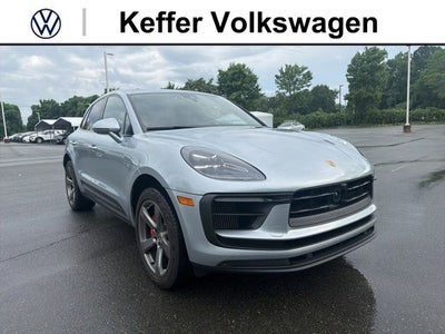 2022 Porsche Macan S