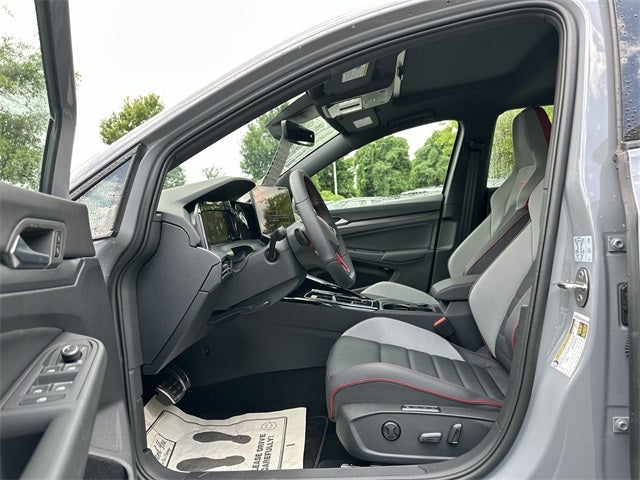 2025 Volkswagen Golf GTI 2.0T SE