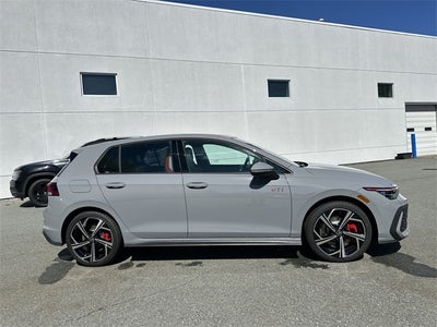 2025 Volkswagen Golf GTI 2.0T SE
