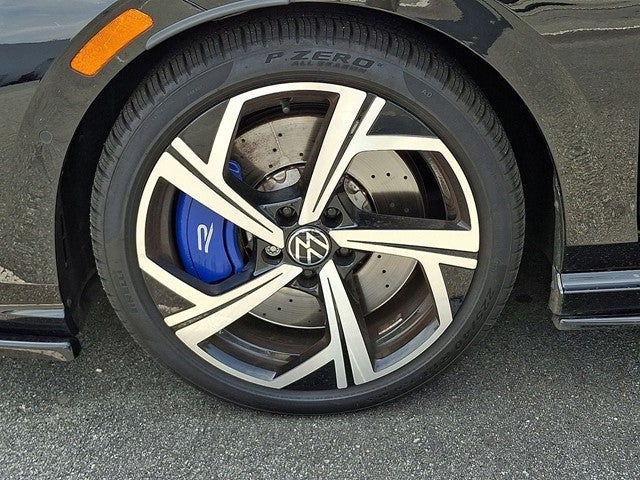 2024 Volkswagen Golf R 2.0T