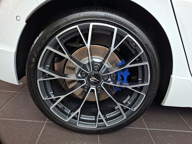2026 Volkswagen Golf R Base