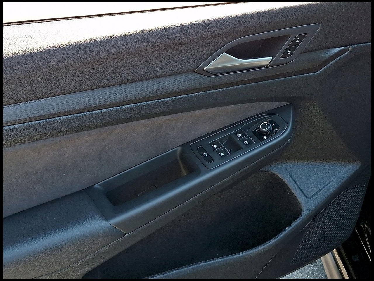2024 Volkswagen Golf GTI 2.0T SE