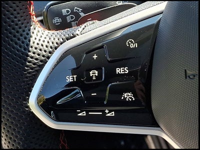 2024 Volkswagen Golf GTI 2.0T SE