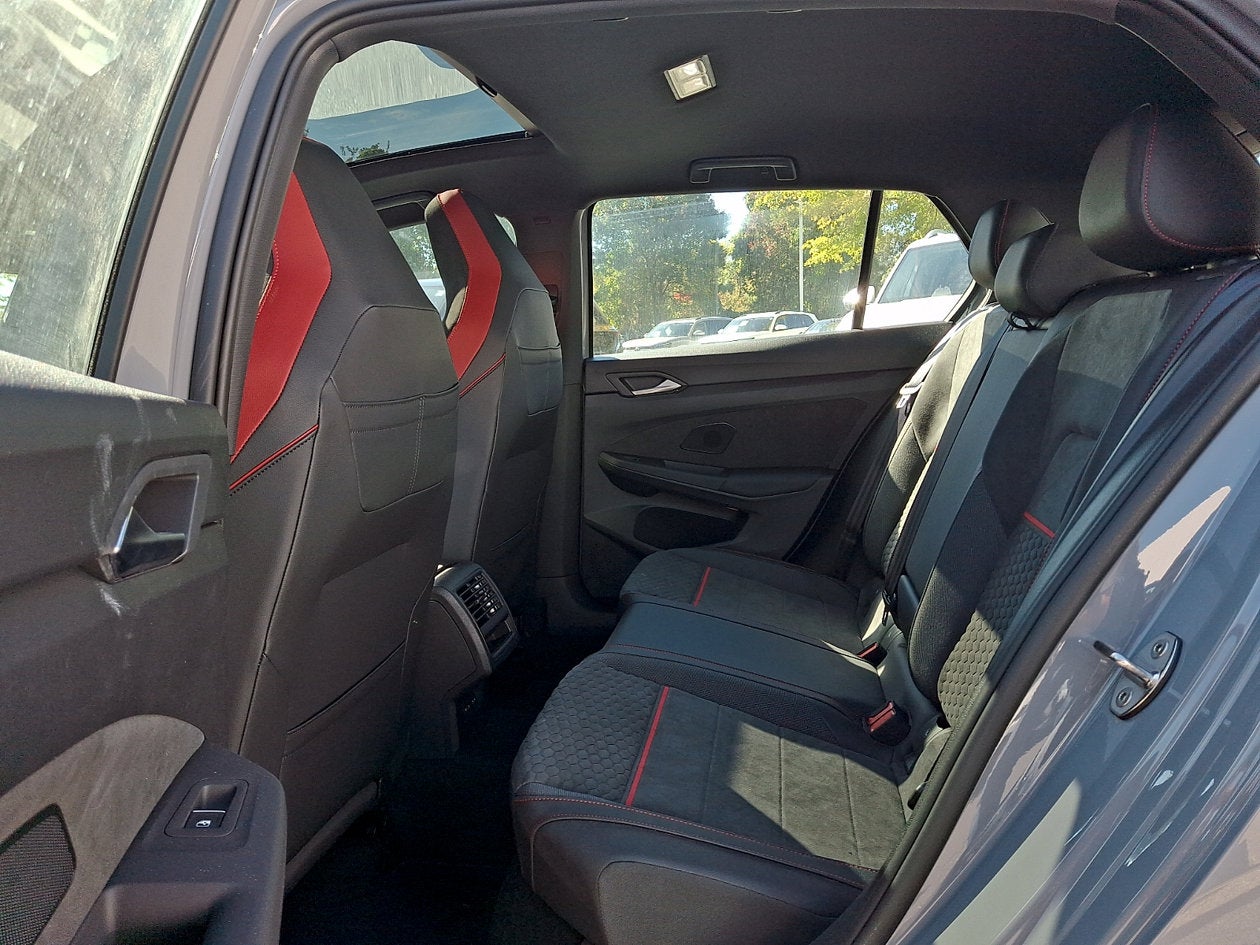 2026 Volkswagen Golf GTI SE