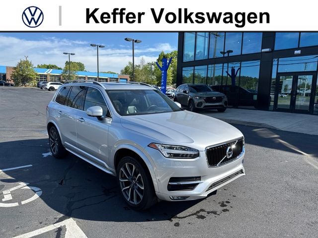 2019 Volvo XC90 T6 Momentum