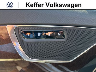 2019 Volvo XC90 T6 Momentum