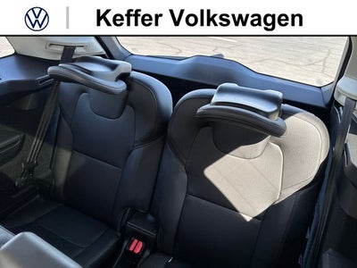 2019 Volvo XC90 T6 Momentum