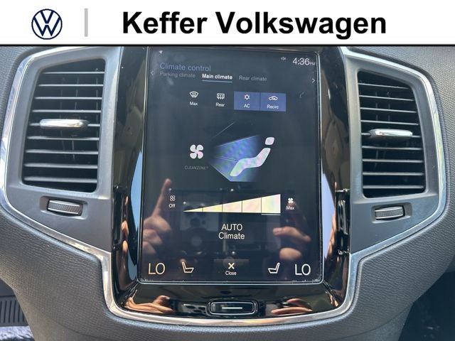 2019 Volvo XC90 T6 Momentum