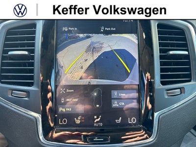 2019 Volvo XC90 T6 Momentum