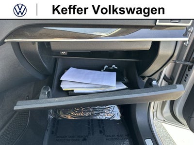 2019 Volvo XC90 T6 Momentum