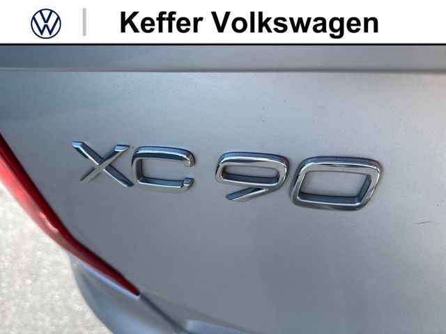 2019 Volvo XC90 T6 Momentum