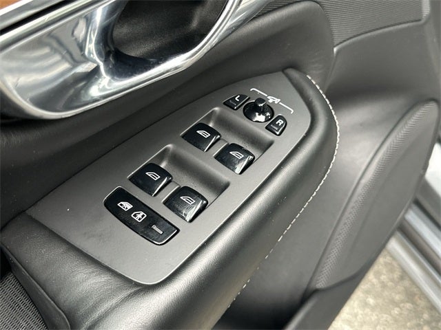 2019 Volvo XC90 T6 Inscription