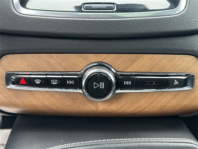 2019 Volvo XC90 T6 Inscription