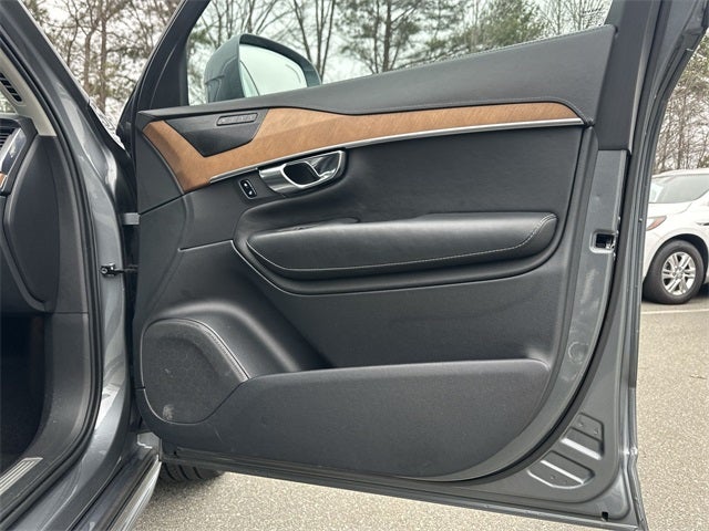 2019 Volvo XC90 T6 Inscription