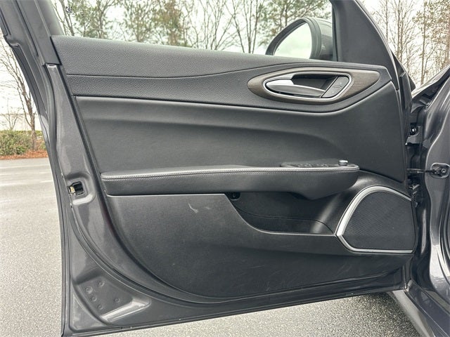 2022 Alfa Romeo Giulia Veloce