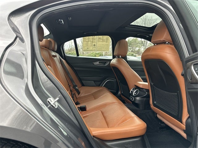 2022 Alfa Romeo Giulia Veloce