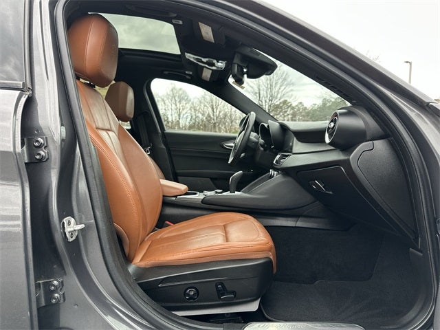 2022 Alfa Romeo Giulia Veloce