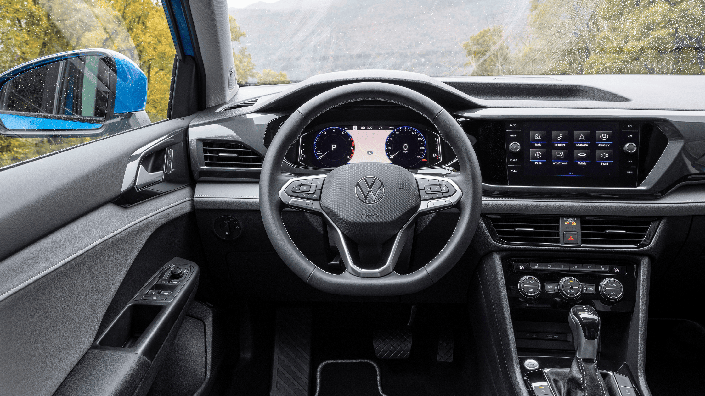 The 2024 Volkswagen Taos Internal