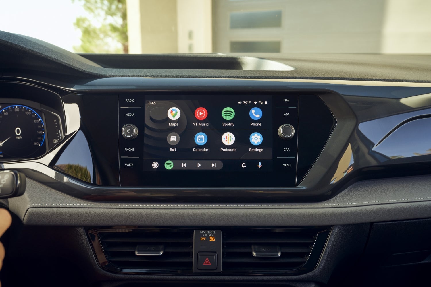 volkswagen taos media center